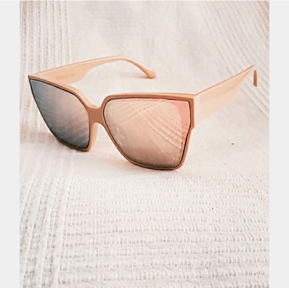 Nude sunglasses - Picture 4 of 4